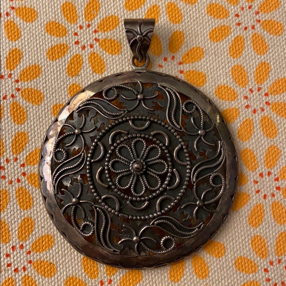 Vintage silver necklace pendant